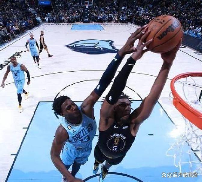 格拉纳达弃将表现出色,球队再遭重创 格拉纳达弃将表现出色,球队再遭重创