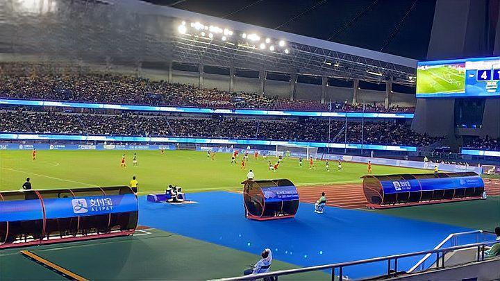 日本女足选手在联赛中获得连胜 日本女足选手在联赛中获得连胜