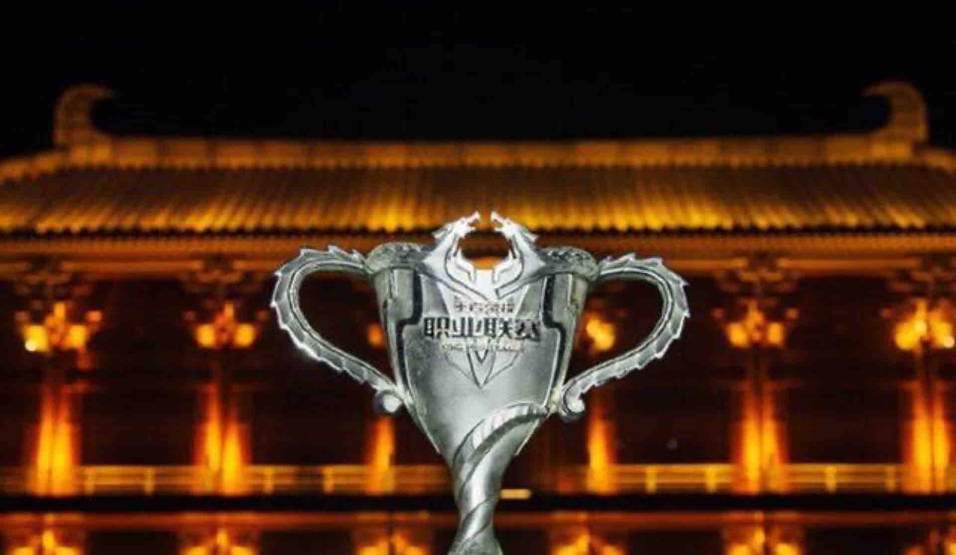 势均力敌！欧洲足球锦标争夺霸主尚未定论