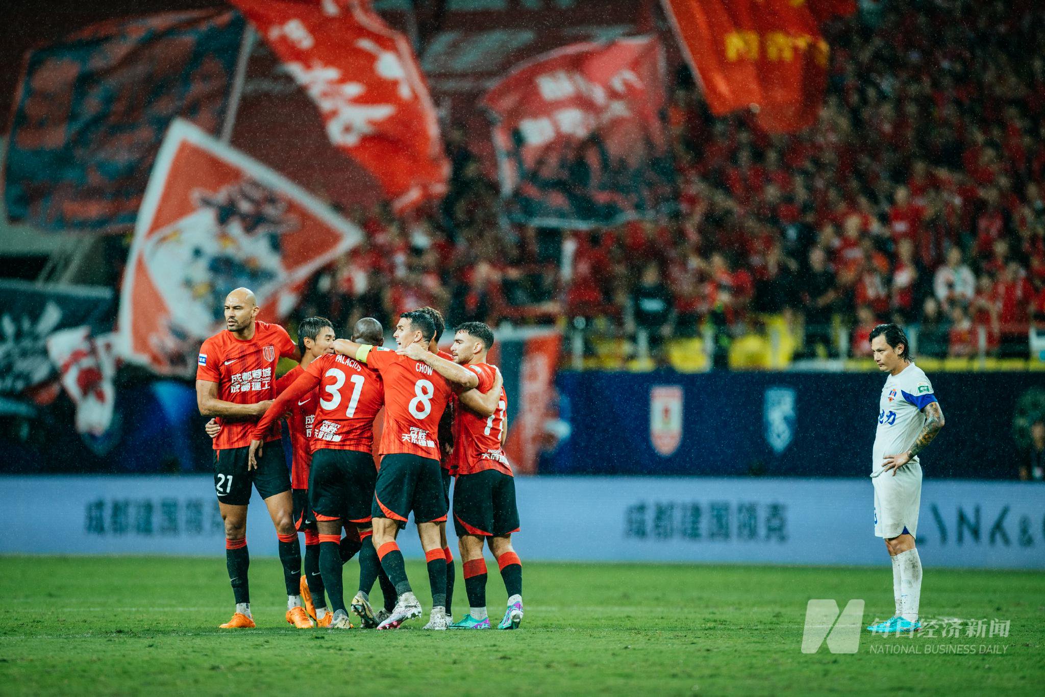 球队表现火爆，主场赢得必胜比赛