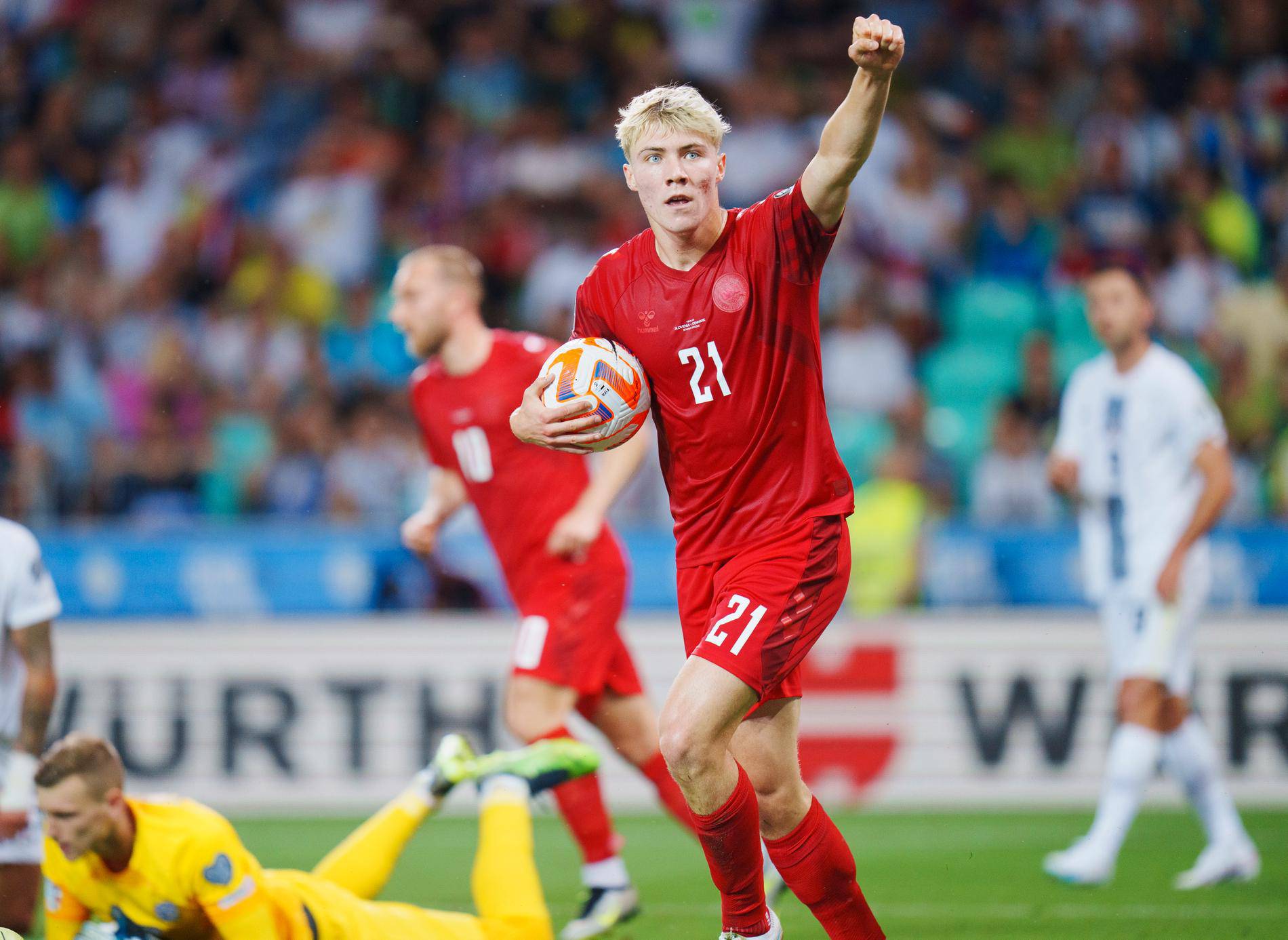 包含德国预选赛首战意甲球星接受训练三天的词条 包含德国预选赛首战意甲球星接受训练三天的词条