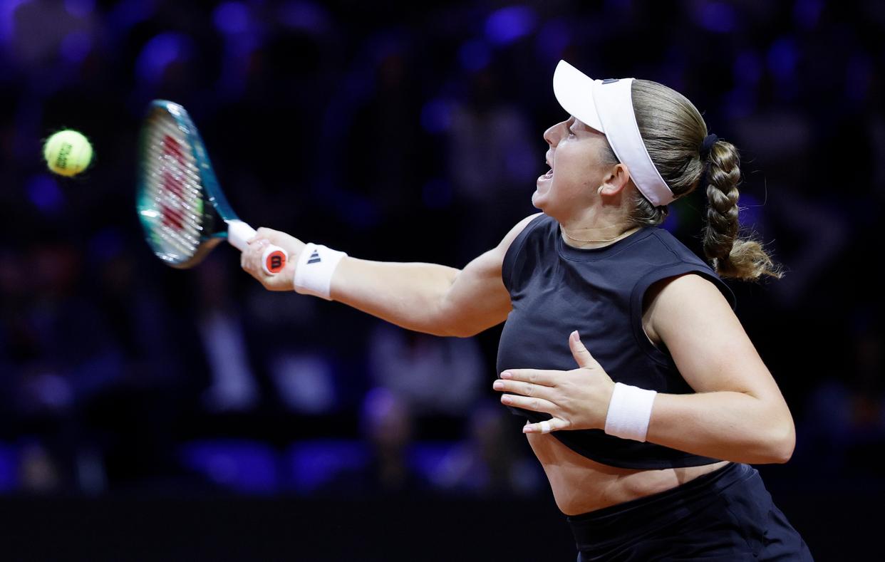 包含斯图加特在比赛中夺魁德样式的词条 包含斯图加特在比赛中夺魁德样式的词条