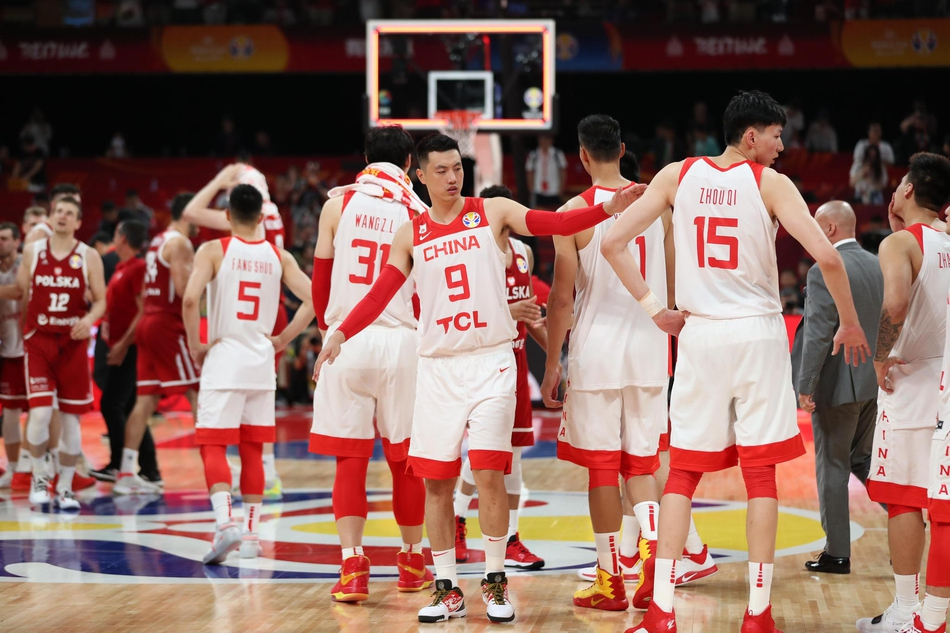 美国队喜迎复赛胜利,成功杀进强 美国队喜迎复赛胜利,成功杀进强