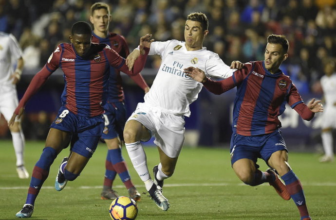 西班牙挑战希腊，谁能在战场上占据优势