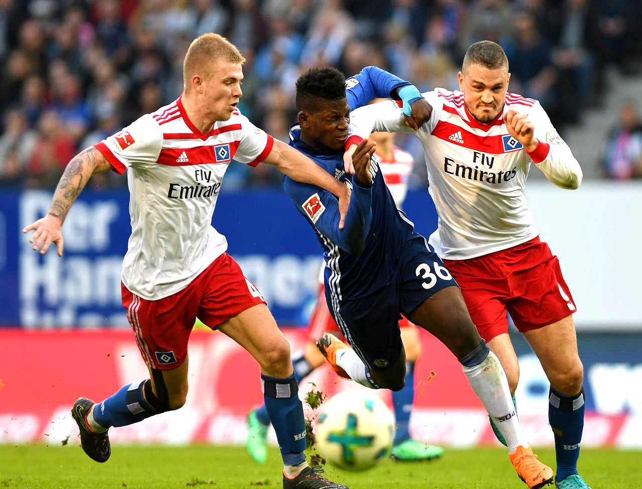 汉堡队在德甲比赛中展现出色实力 汉堡队在德甲比赛中展现出色实力