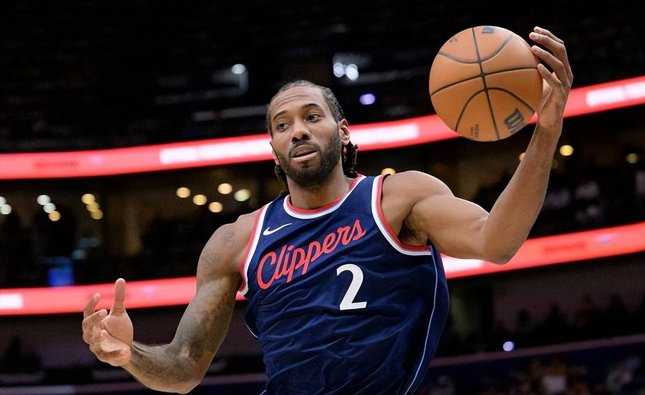 加拿大男篮强势爵士，麦科勒姆高光表现的简单介绍